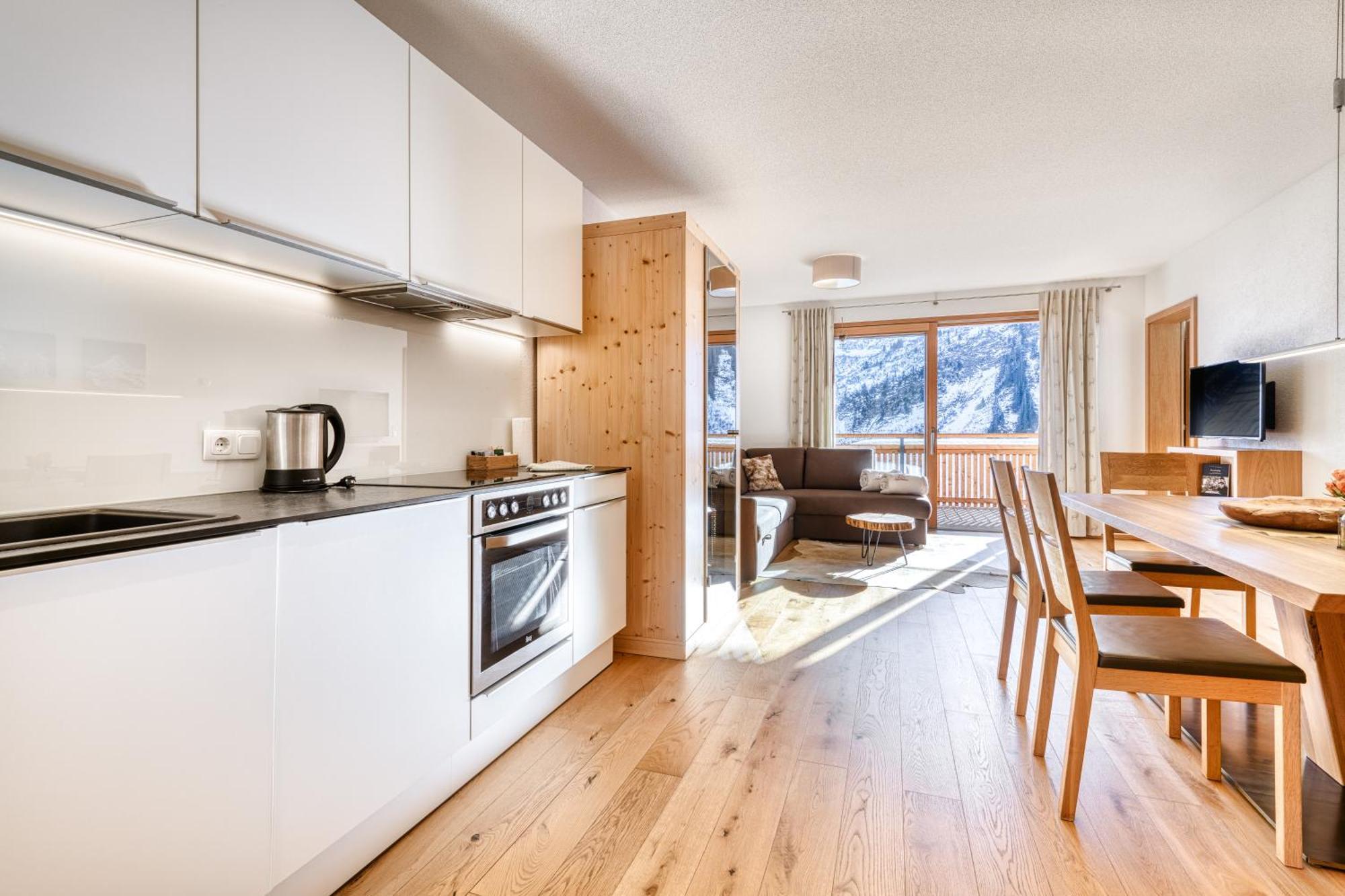 Damuels Appartements Экстерьер фото