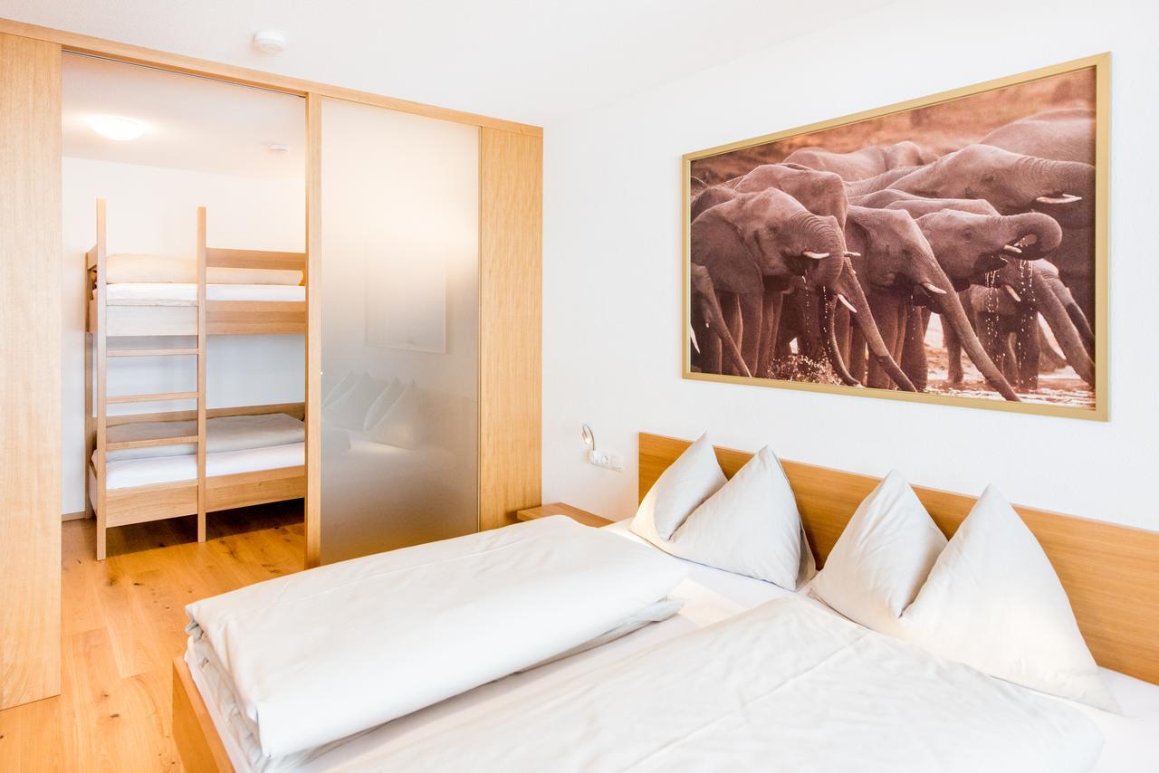 Damuels Appartements Экстерьер фото